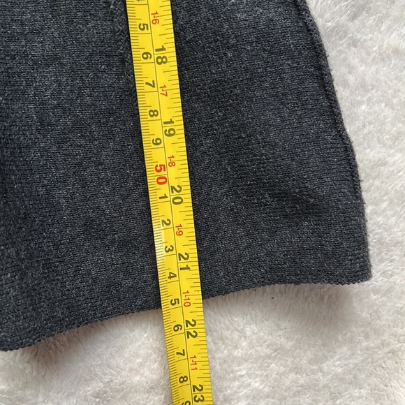 CAbi Vogue 503 ribbed knitted skirt charcoal gray - Picture 7 of 9